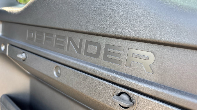 Land Rover Defender 3.0 D350 X-Dynamic HSE 90 3dr Auto Diesel Estate - Image 26